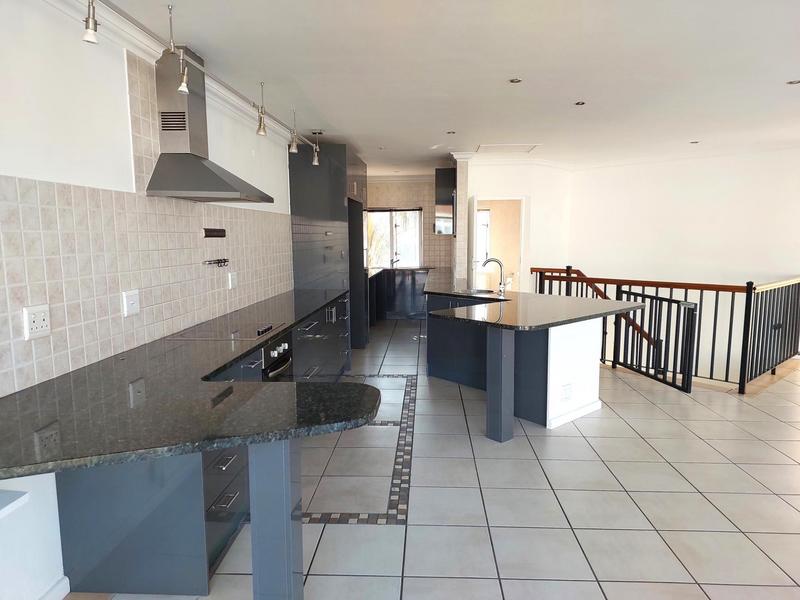 3 Bedroom Property for Sale in Harbour Island Western Cape